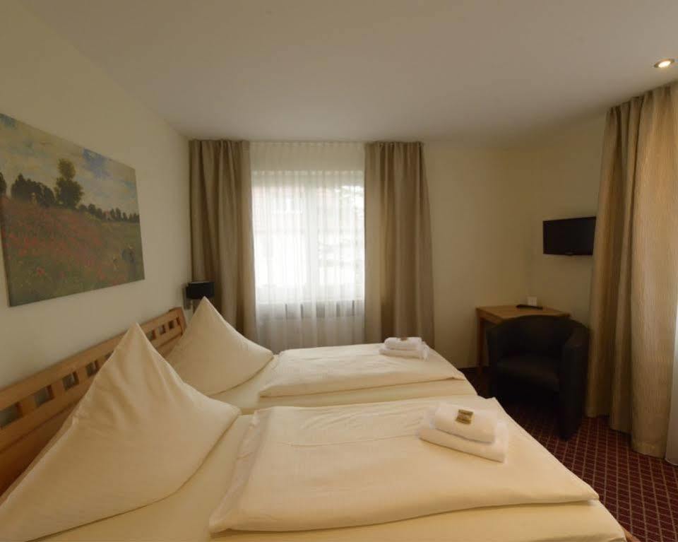 Hotel Leitner Kaufbeuren Exteriör bild